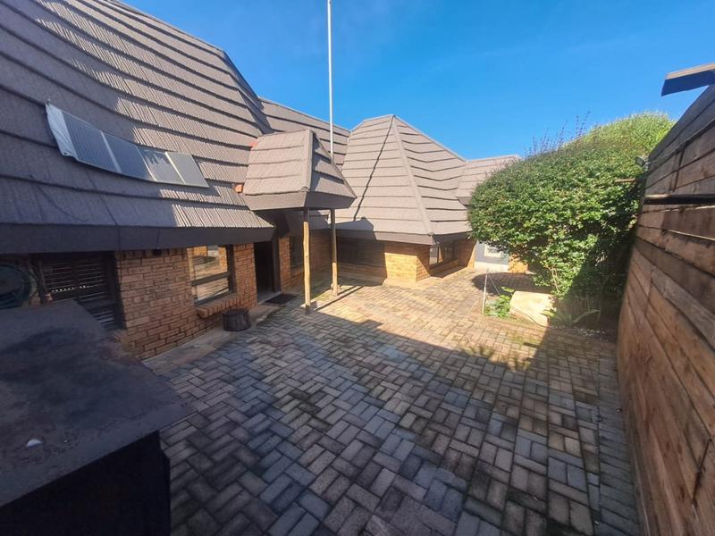 3 Bedroom Property for Sale in Vaalpark Free State